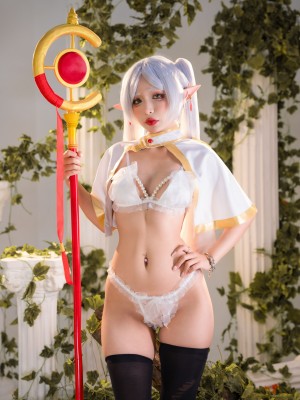 Umeko J - Frieren_027