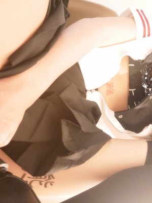 ntr少女 - 变态贴纸_001