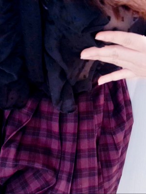 镜颜欢 - 试衣间の药效发作_001