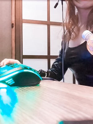 镜颜欢 - 网吧危情_030