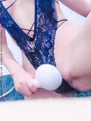 镜颜欢 - 浴室情事_009