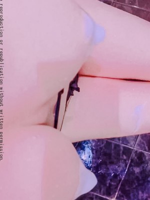 镜颜欢 - 浴室情事_033