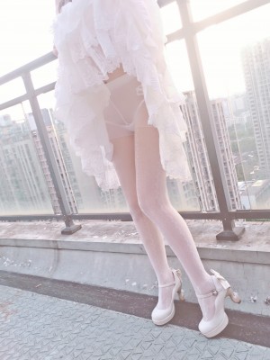 JK邪魔暖暖 - 白色连衣裙