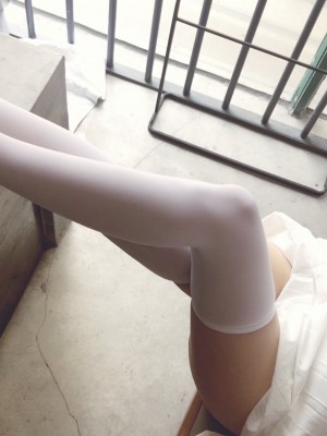 JK邪魔暖暖 - 窗边木椅_009