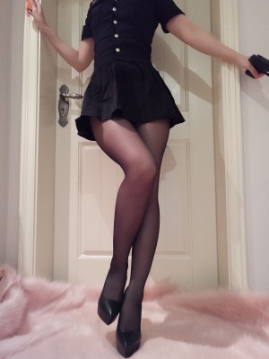 JK邪魔暖暖 - 黑丝女警_011