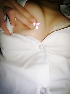 JK邪魔暖暖 - 影院露出_002