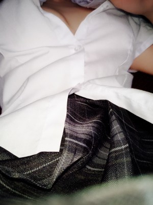 JK邪魔暖暖 - 影院露出_003