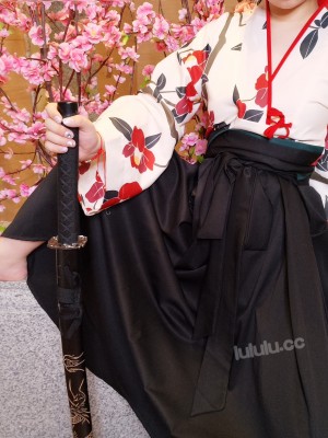 三寸萝莉 - 和服带刀少女_006