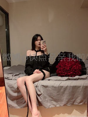 快点亲亲我吖 - 黑色短裙_018