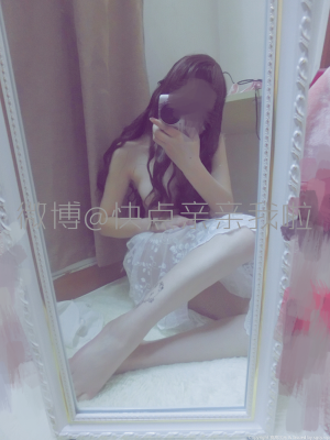快点亲亲我吖 - 白色纱裙_002