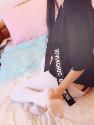 原来是茜公举殿下 - 穿上白丝_009