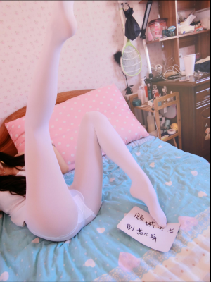 原来是茜公举殿下 - 穿上白丝_014