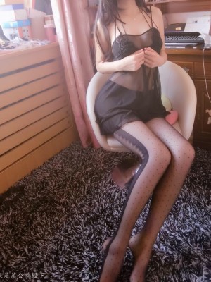 原来是茜公举殿下 - 点点黑丝_002