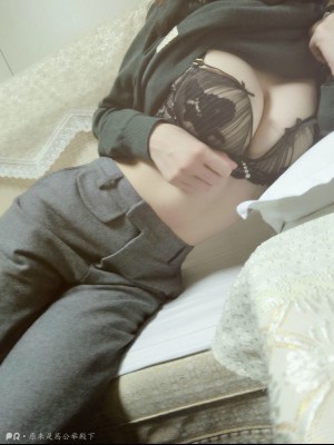 原来是茜公举殿下 - 衣服下的内衣_005