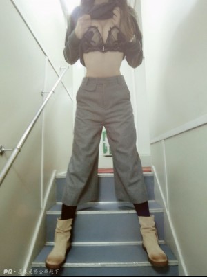 原来是茜公举殿下 - 衣服下的内衣_007