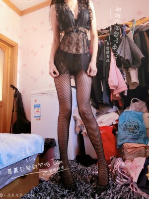 原来是茜公举殿下 - 斜纹黑丝_004