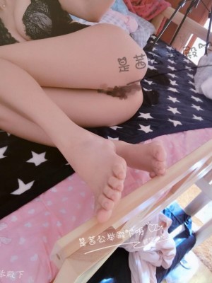 原来是茜公举殿下 - 斜纹黑丝_014