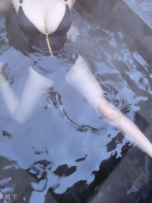 原来是茜公举殿下 - 泳衣戏水_010