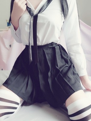 千舞樱落 - 白衫白袜_007