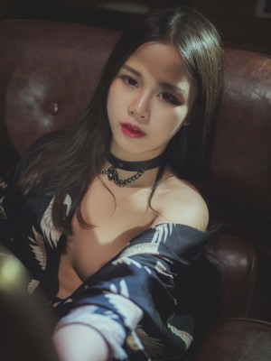 柚木(yuzuki) - 黑色睡衣_003