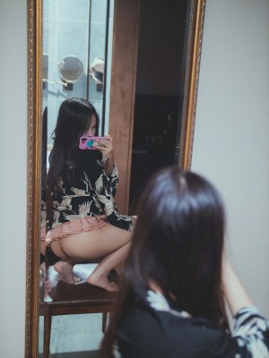 柚木(yuzuki) - 黑色睡衣_009