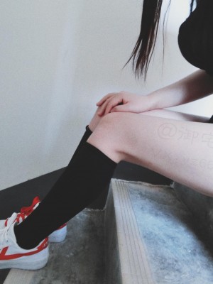 弱气乙女(御宅猫娘 舰队少女w) - 楼道少女_018