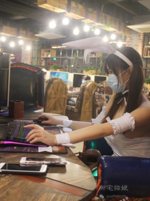 弱气乙女(御宅猫娘 舰队少女w) - 网吧兔女郎_008