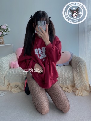 二阶堂(宅绘子) - 红色外套_008