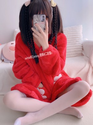 二阶堂(宅绘子) - 红色熊衣_024