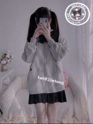 二阶堂(宅绘子) - 灰色外套_008