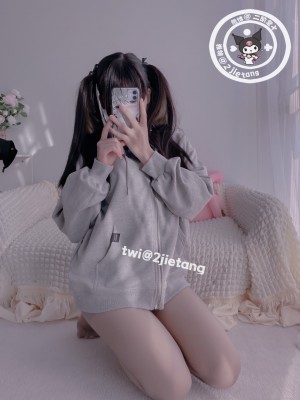 二阶堂(宅绘子) - 灰色外套_034