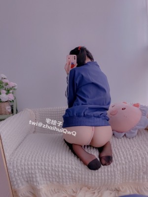 二阶堂(宅绘子) - 蓝色外套_042