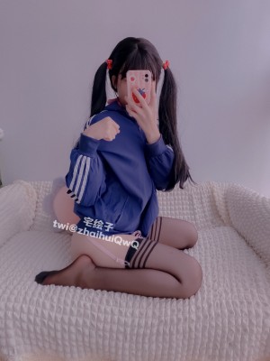 二阶堂(宅绘子) - 蓝色外套_045