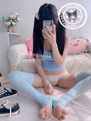 二阶堂(宅绘子) - 蓝色上衣_016