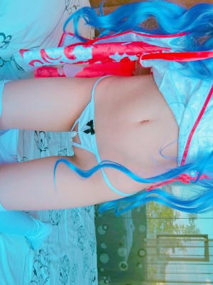 沈娇娇(甜美小娇妾) - 碧蓝航线独角兽_009