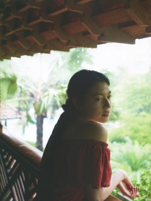 三吉彩花 - わたし_054P