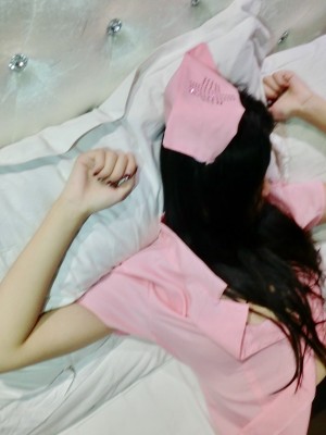 水酱是胖企鹅 - 粉色护士_045