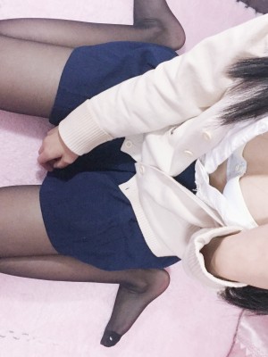 水酱是胖企鹅 - 黑丝少女_015