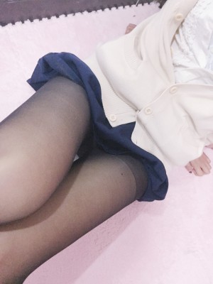 水酱是胖企鹅 - 黑丝少女_021