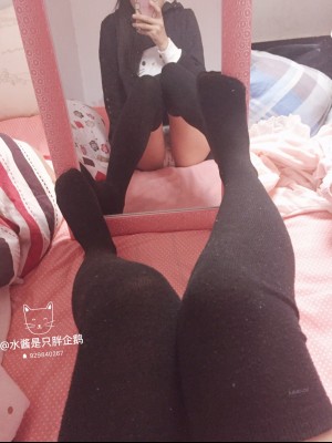 水酱是胖企鹅 - 猫猫上衣_025