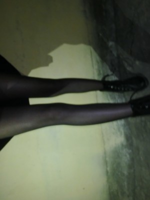 水酱是胖企鹅 - 夜晚路边_002