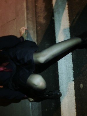 水酱是胖企鹅 - 夜晚路边_004