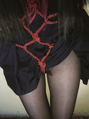 水酱是胖企鹅 - 夜晚路边_022