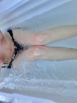 水酱是胖企鹅 - 浴缸里的体操服_035