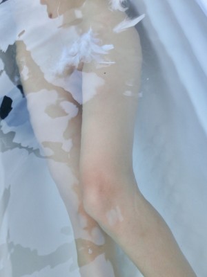 水酱是胖企鹅 - 浴缸里的体操服_049