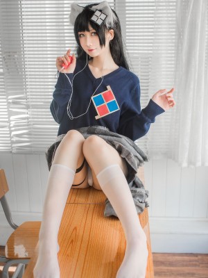 izumi泉桃子 - 少女前线95式_05