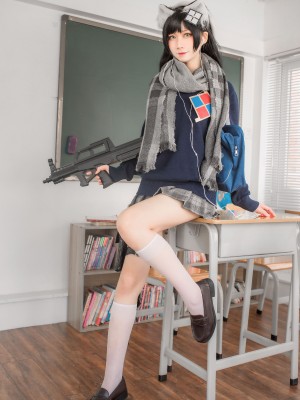 izumi泉桃子 - 少女前线95式_03