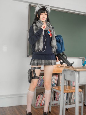 izumi泉桃子 - 少女前线95式_20