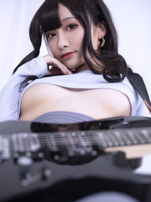 洛璃LoLiSAMA - Guitar sister_32
