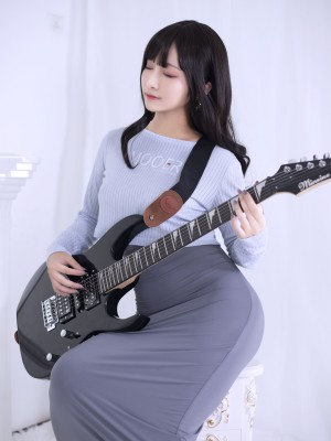 洛璃LoLiSAMA - Guitar sister_28